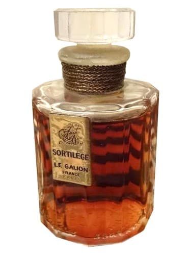 Sortilège מאת Le Galion